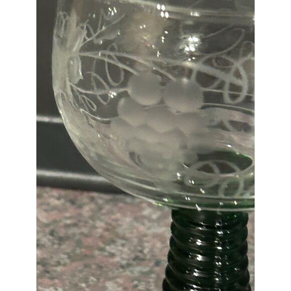 Luminarc Green Ribbed Stem Design German Roemer Goblets - Picture 5 of 9